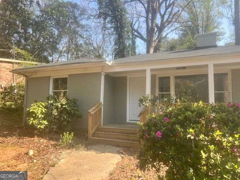 Photo of 2580 Cascade Road SW, Atlanta, GA 30311 (MLS # 10720893)