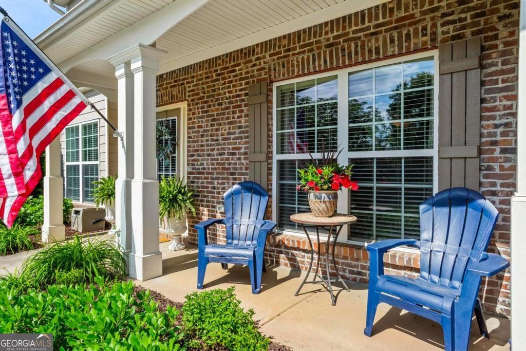 Photo of 3922 Walnut Grove Way, Gainesville, GA 30506 (MLS # 10773801)