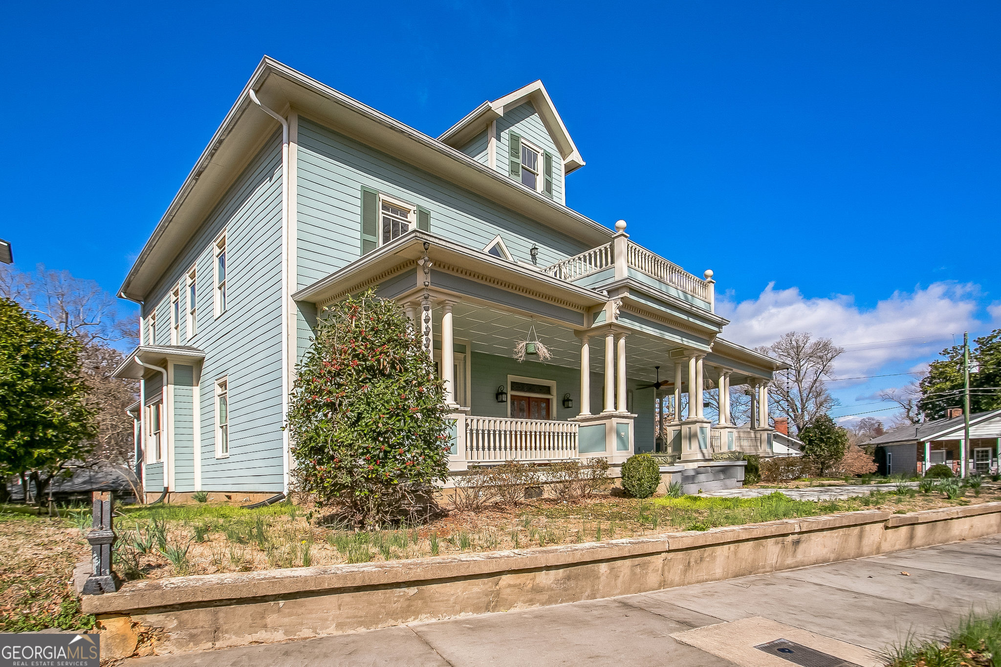 2 Coral AVE SW