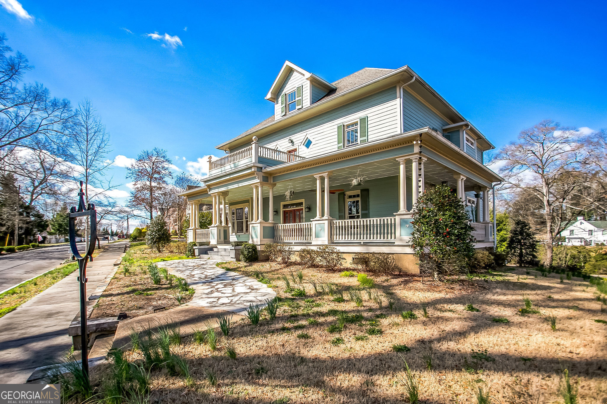2 Coral AVE SW