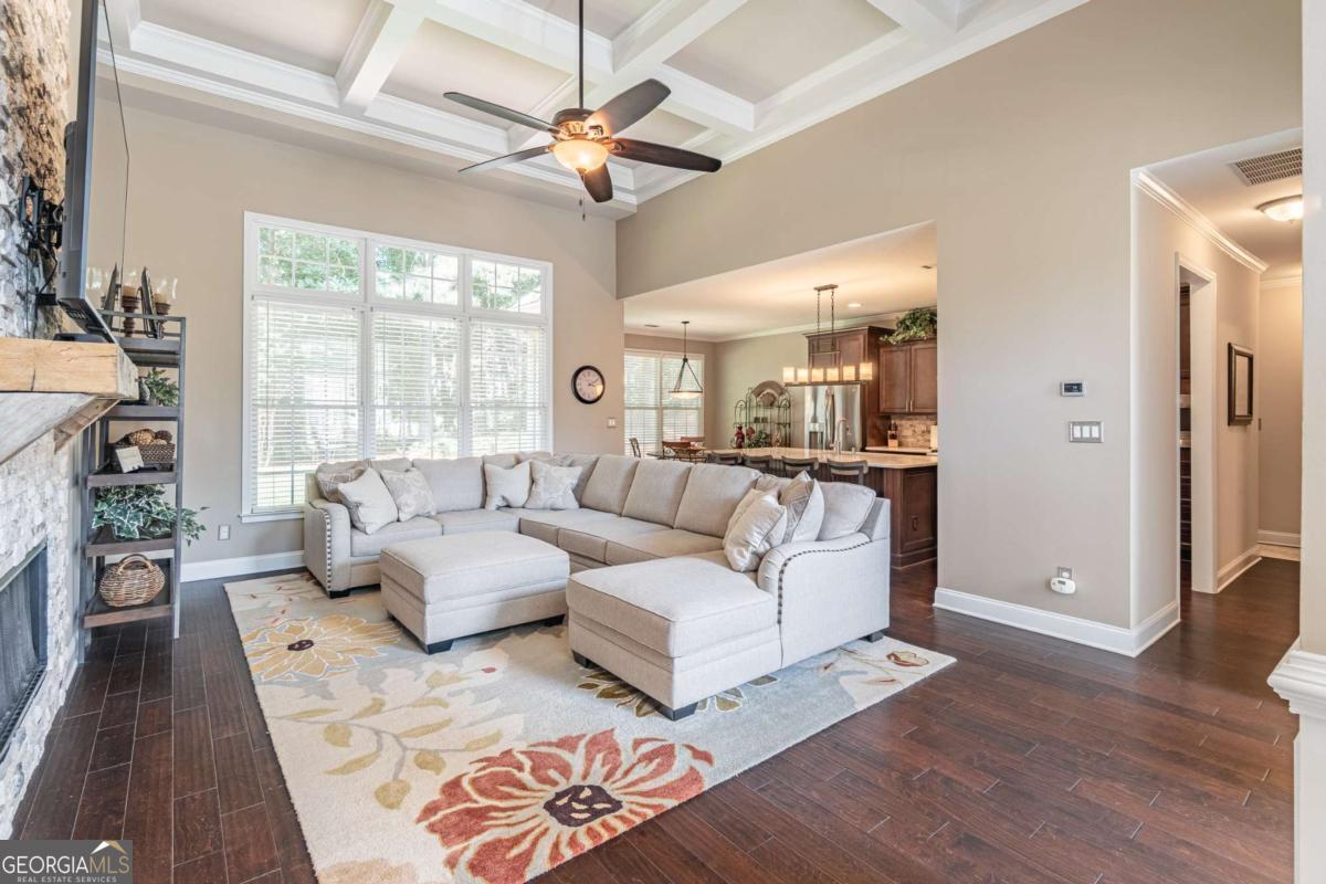 5025 Harbor Ridge DR