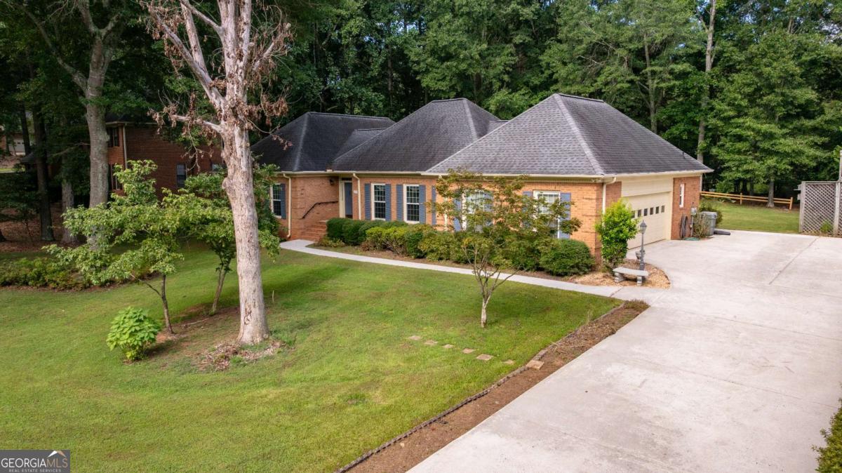 341 Chesterfield RD