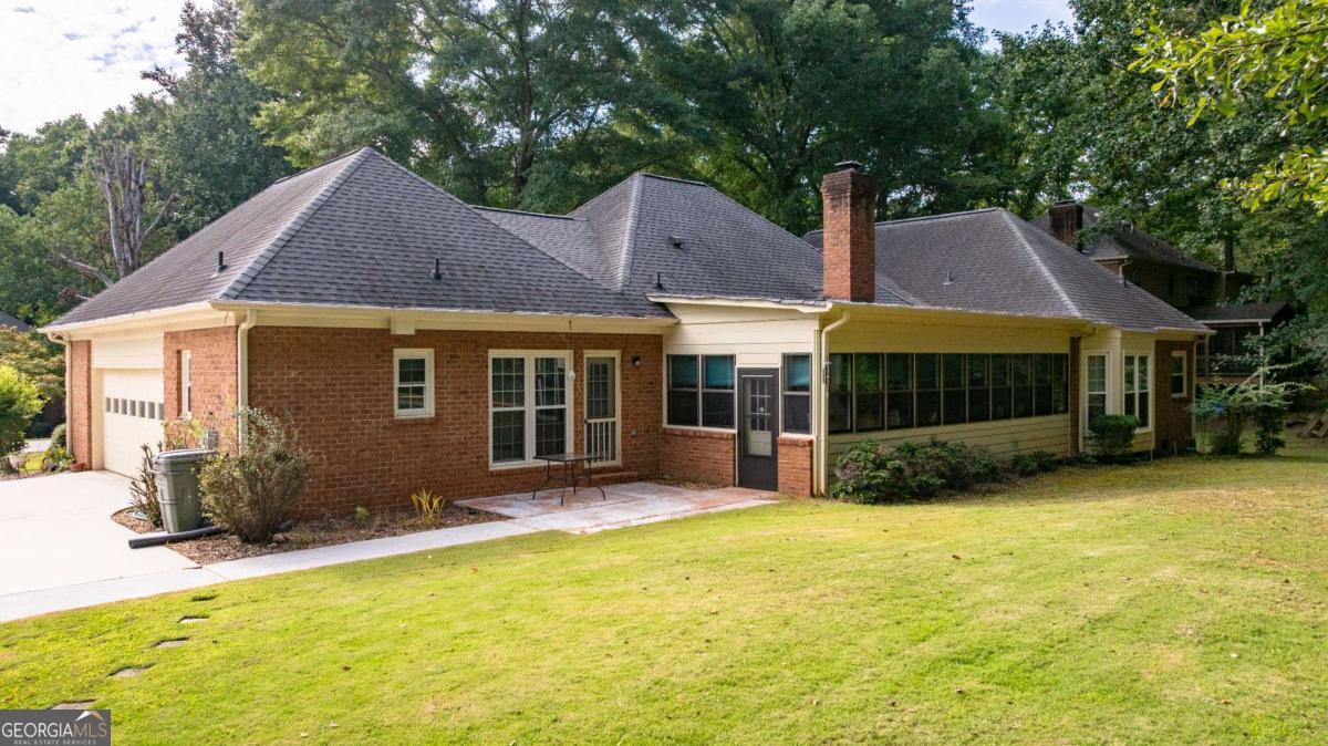 341 Chesterfield RD