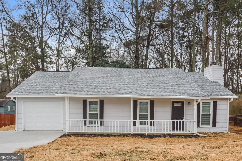 Photo of 7943 Taylor Circle, Riverdale, GA 30274 (MLS # 10712066)