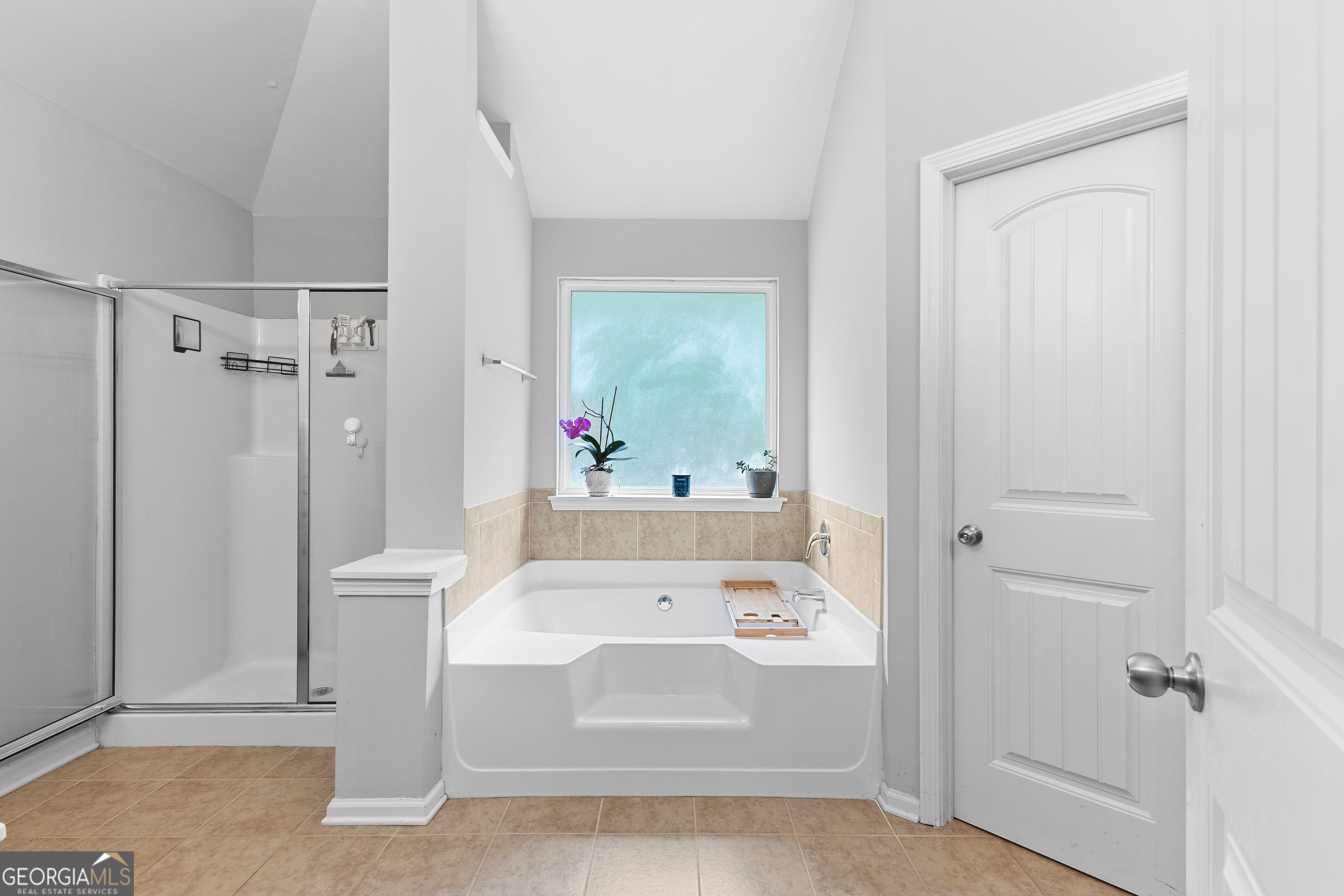 Newnan, Georgia 30263, United States, 4 Bedrooms Bedrooms, ,3 BathroomsBathrooms,Residential,Active,167612