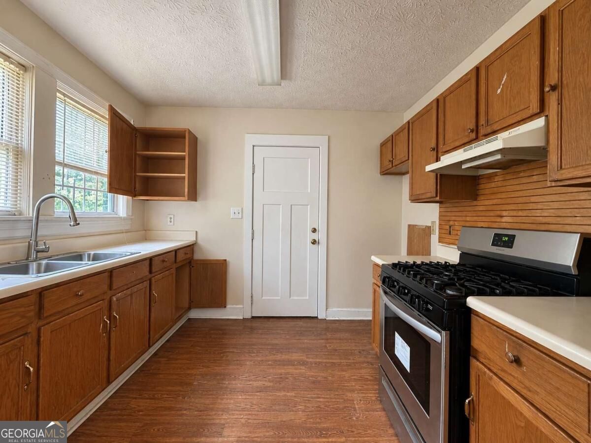 240 Westview PL SW