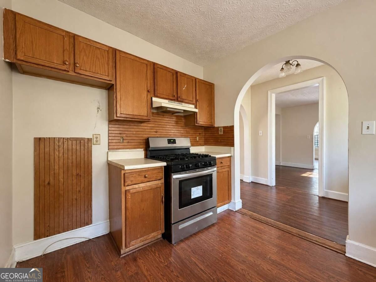 240 Westview PL SW