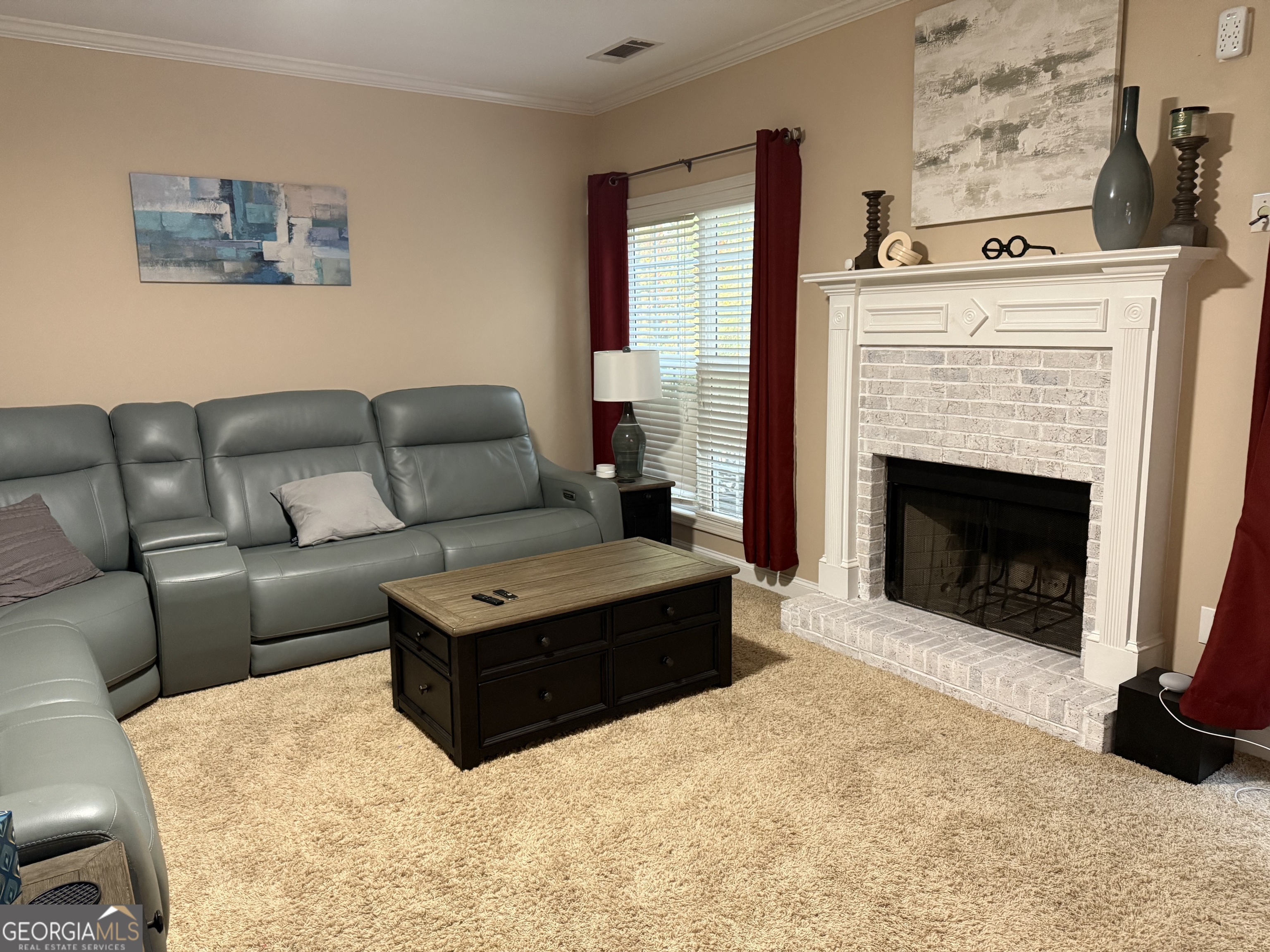 3163 Christophers BND