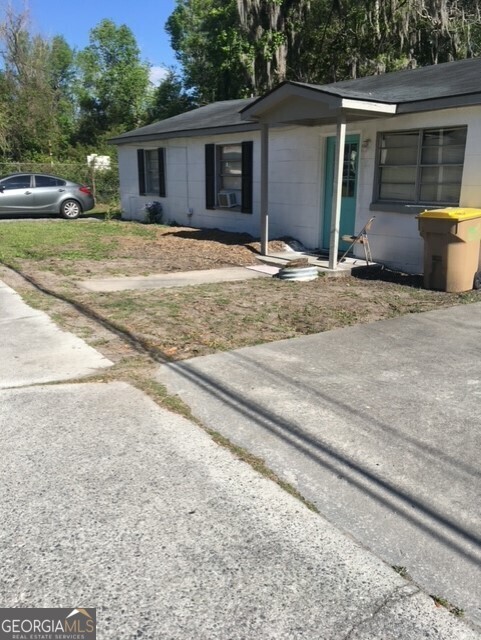 2214 Shell RD