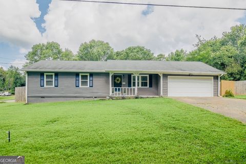 Photo of 2795 Frank Lane, Douglasville, GA 30135 (MLS # 10635589) Photo of 2795 Frank Lane, Douglasville, GA 30135 (MLS # 10635589)