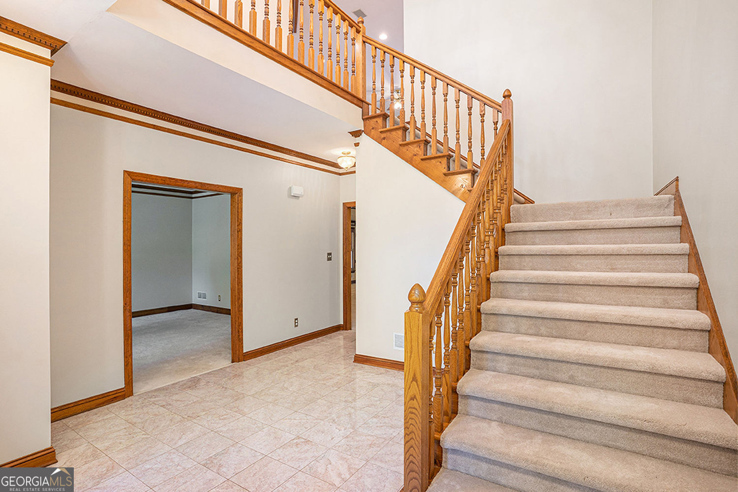 402 Clyde CT