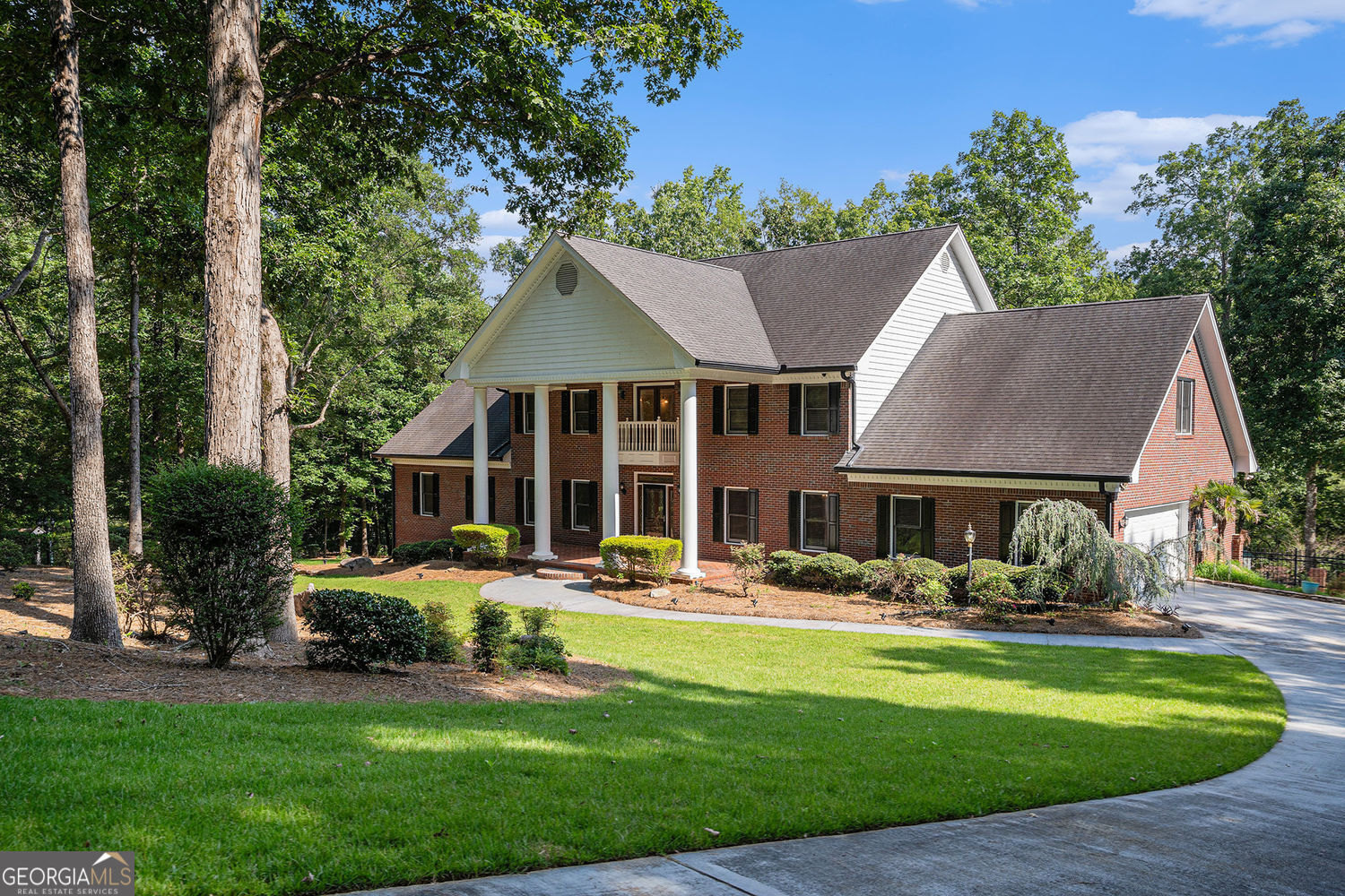 402 Clyde CT