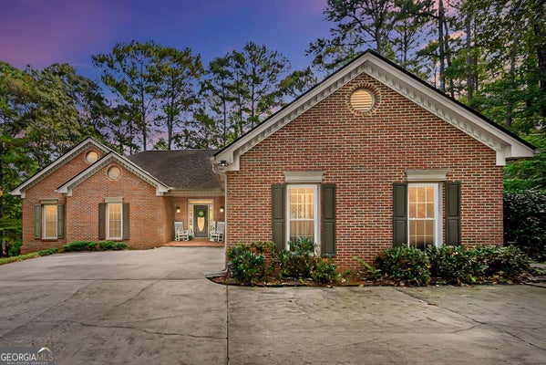 205 WYNGATE CIR, FAYETTEVILLE, GA 30215 - Image b6ea56119d5e16abadecb2e6da726e14/3775964758