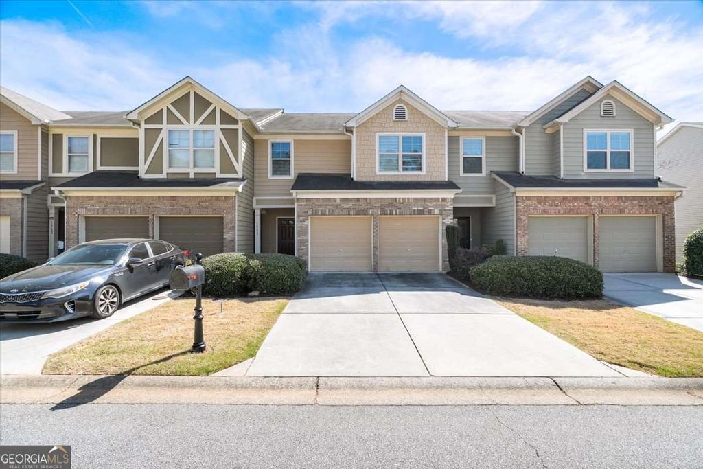 Photo of 1558 Park Brooke Circle SW #19, Marietta, GA 30008 (MLS # 10717948)