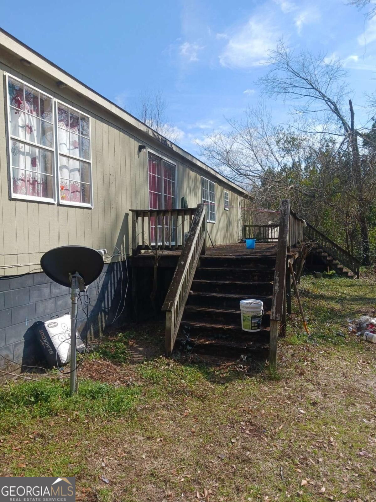 133 Mckinnon ST