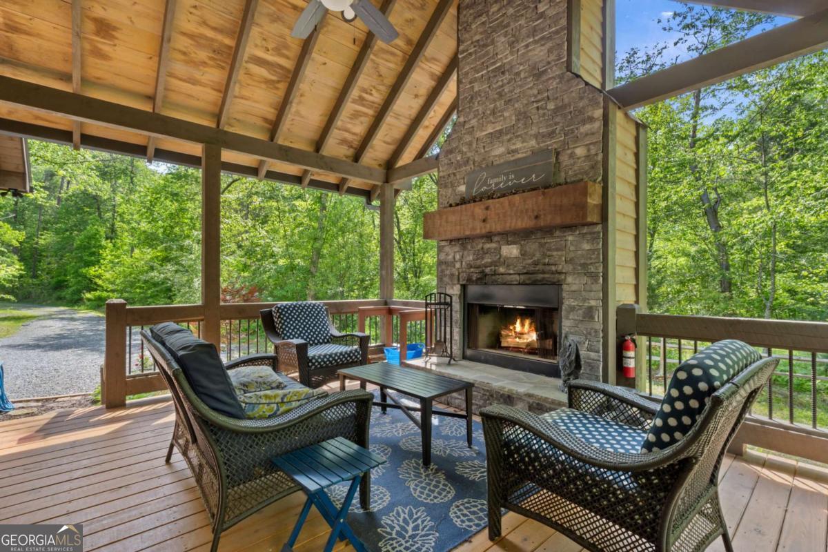 496 Silver Creek RD