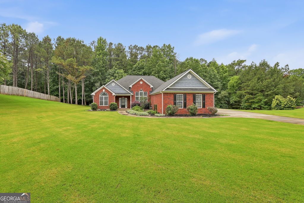 Photo of 50 Yates Court, Newnan, GA 30263 (MLS # 10775035)