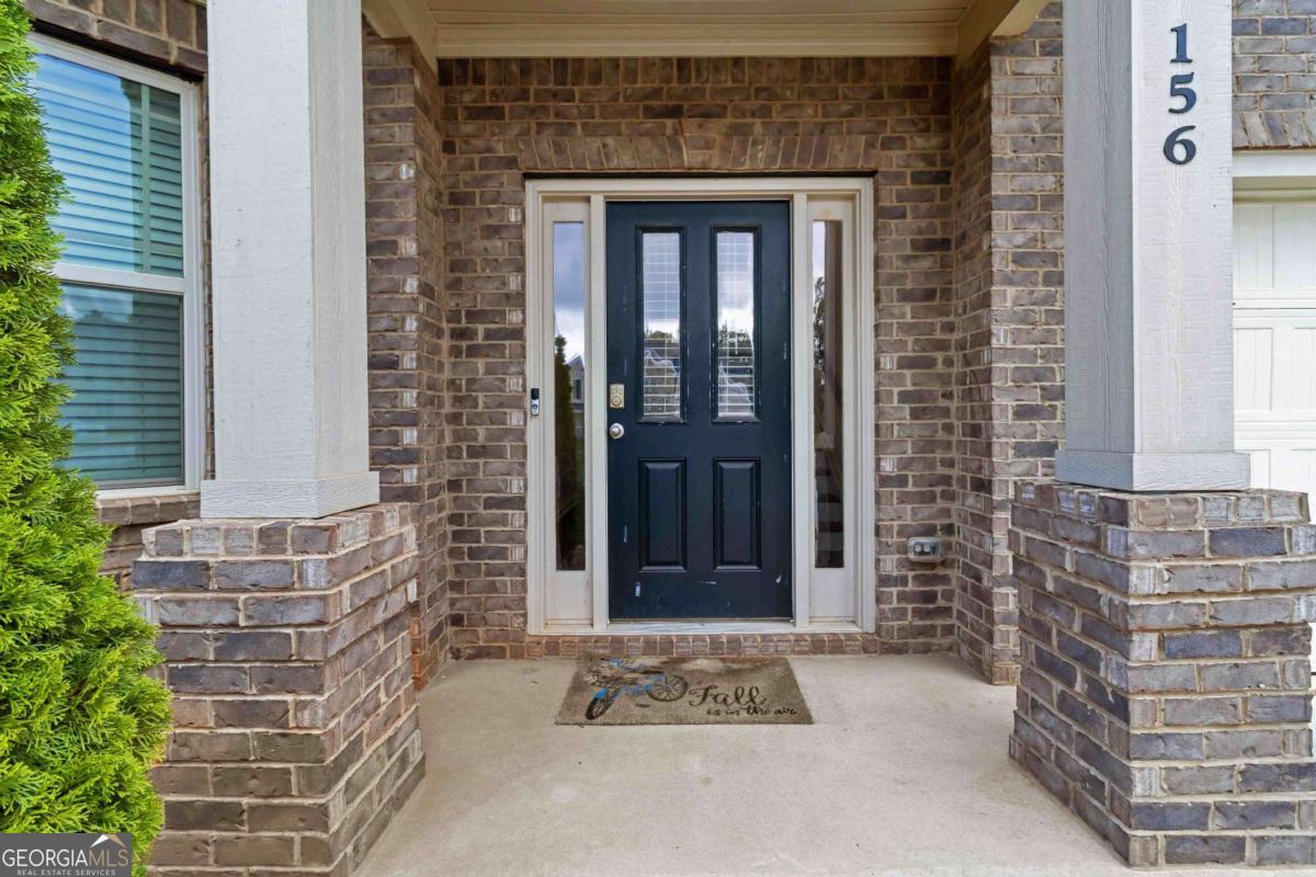 156 Beaumont WAY