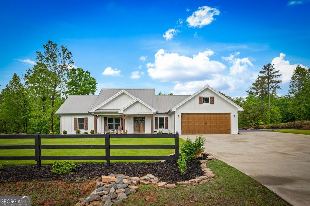 Photo of 704 Town Creek Church Road, Talking Rock, GA 30175 (MLS # 10770806)