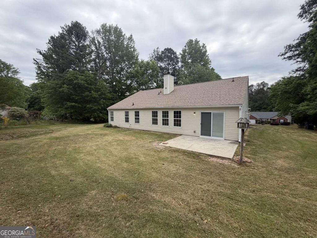 Photo of 410 Crestbend Lane, Powder Springs, GA 30127 (MLS # 10758078)