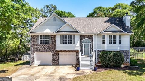 Photo of 35 Meadowbridge Drive SW, Cartersville, GA 30120 (MLS # 10731105)