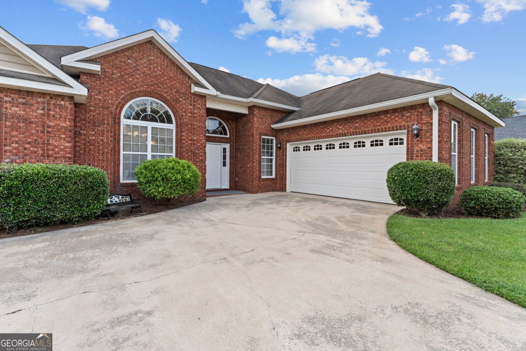 Photo of 223 Loudon Hill Drive, Warner Robins, GA 31088 (MLS # 10842130)