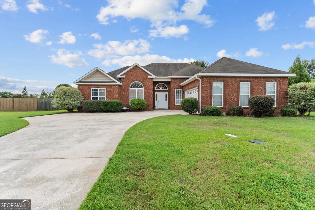 Photo of 223 Loudon Hill Drive, Warner Robins, GA 31088 (MLS # 10842130)