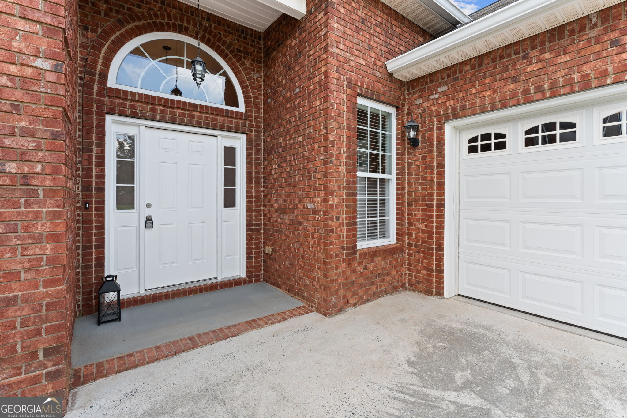 223 Loudon Hill DR