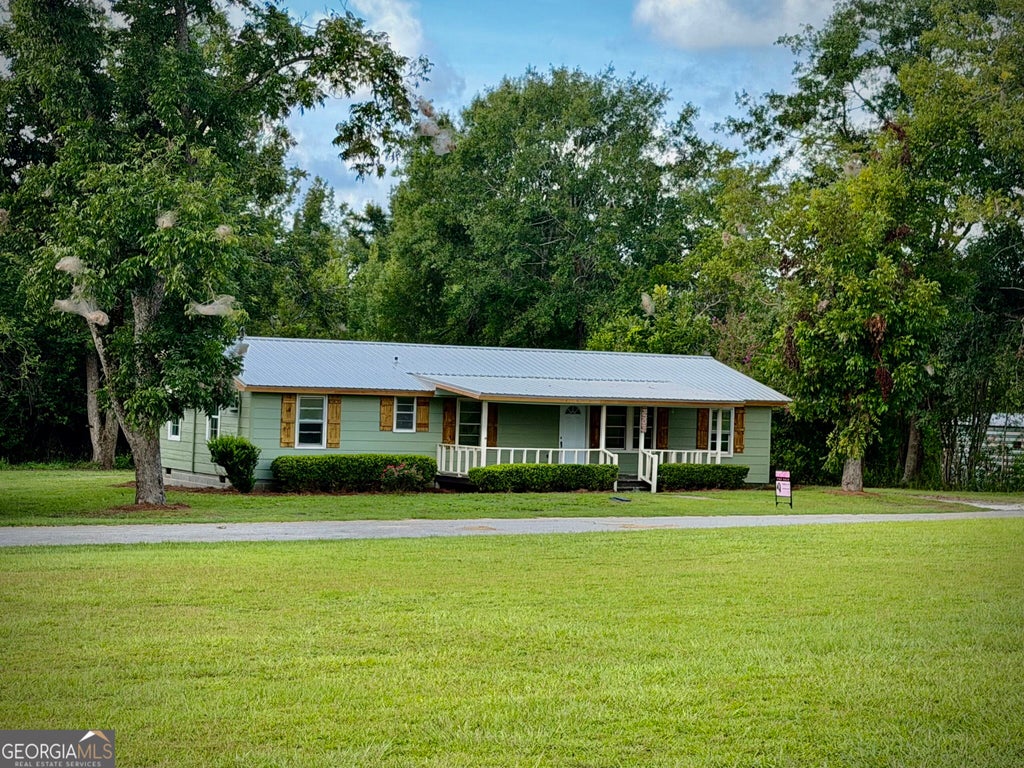 Photo of 107 W Norris Street, Adrian, GA 31002 (MLS # 10834651)