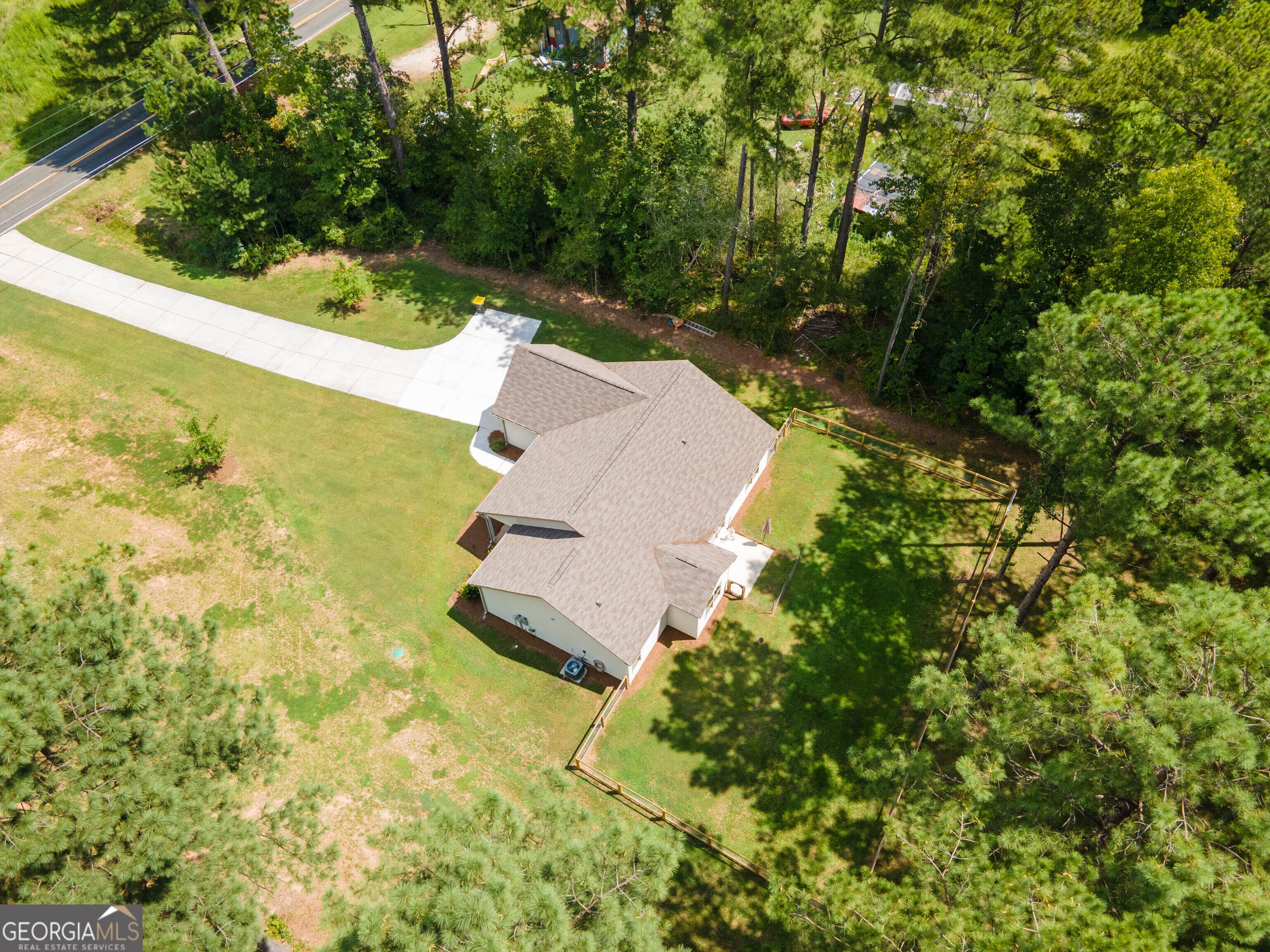 4079 Primrose RD