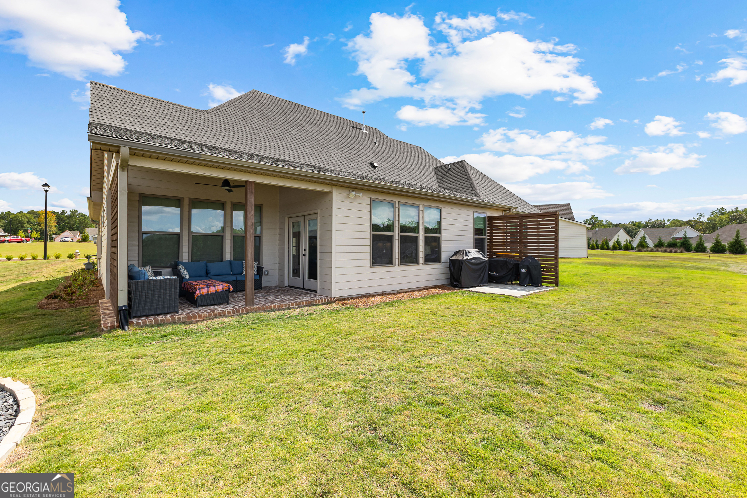 Senoia, Georgia 30276, United States, 4 Bedrooms Bedrooms, ,4 BathroomsBathrooms,Residential,Active,179495