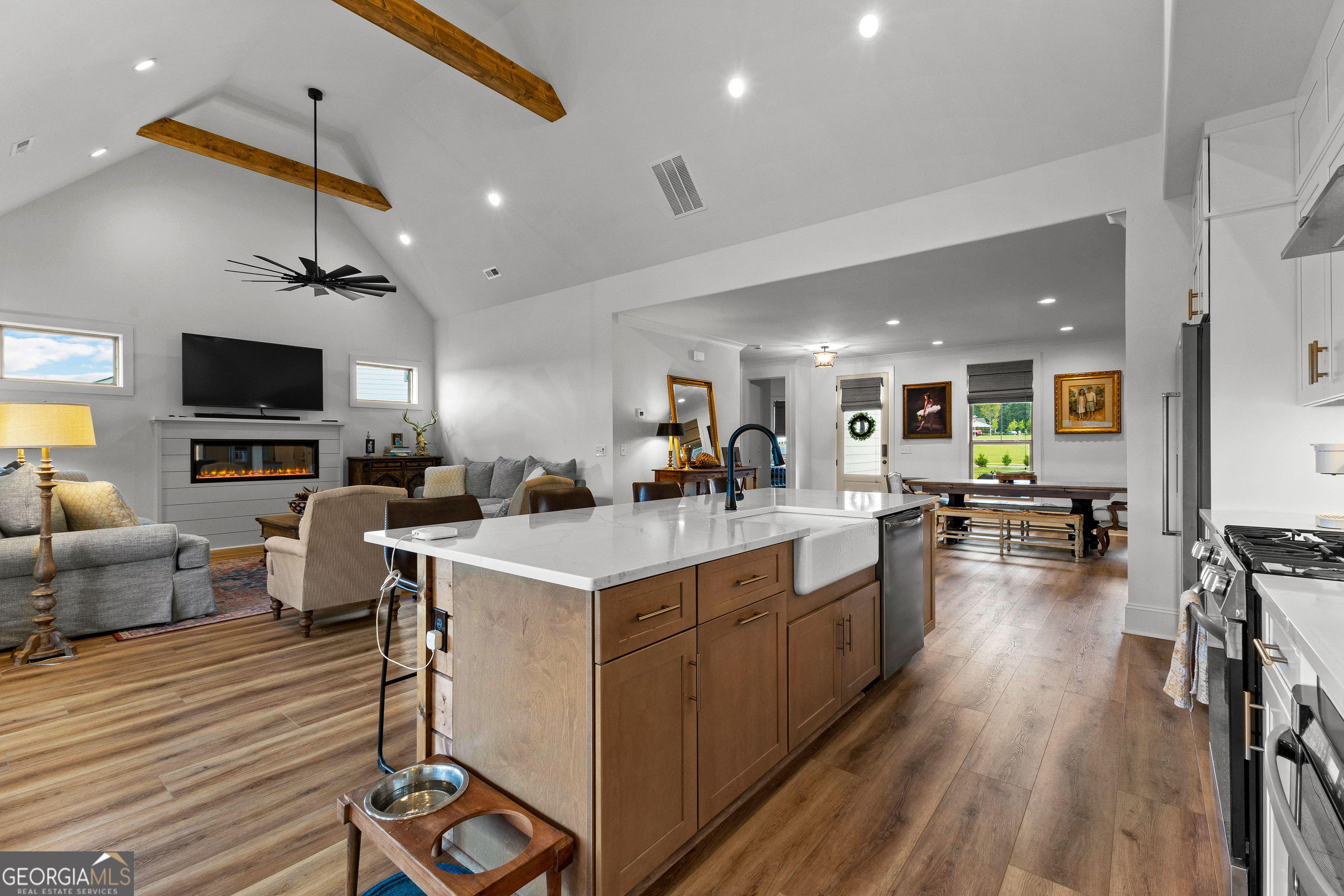 Senoia, Georgia 30276, United States, 4 Bedrooms Bedrooms, ,4 BathroomsBathrooms,Residential,Active,179495