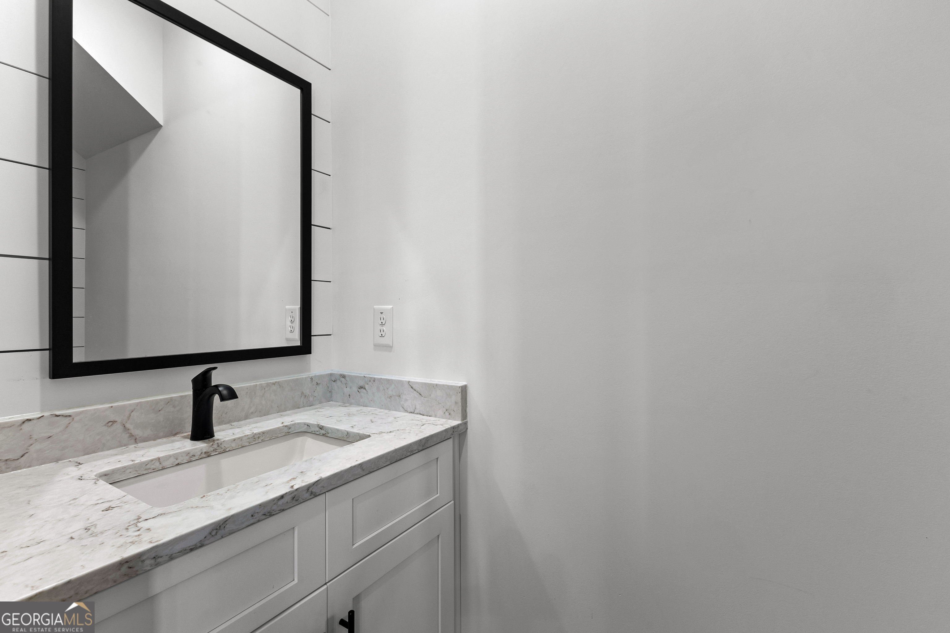 Senoia, Georgia 30276, United States, 4 Bedrooms Bedrooms, ,4 BathroomsBathrooms,Residential,Active,179495