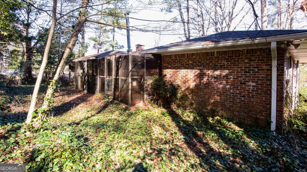 Photo of 1460 Loch Lomond Trail SW, Atlanta, GA 30331 (MLS # 10678767)