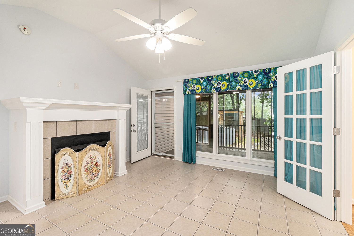 Lang Estates - Residential