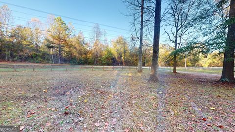 A home in Pendergrass