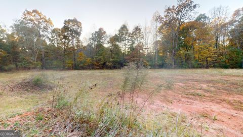 A home in Pendergrass