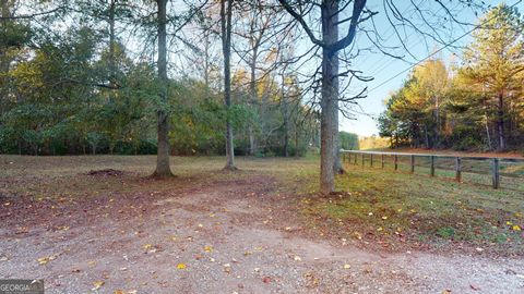 A home in Pendergrass