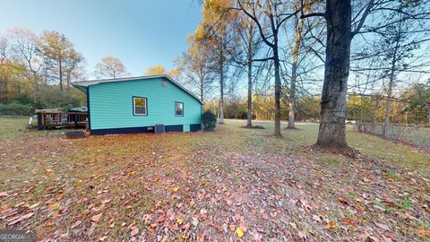 A home in Pendergrass