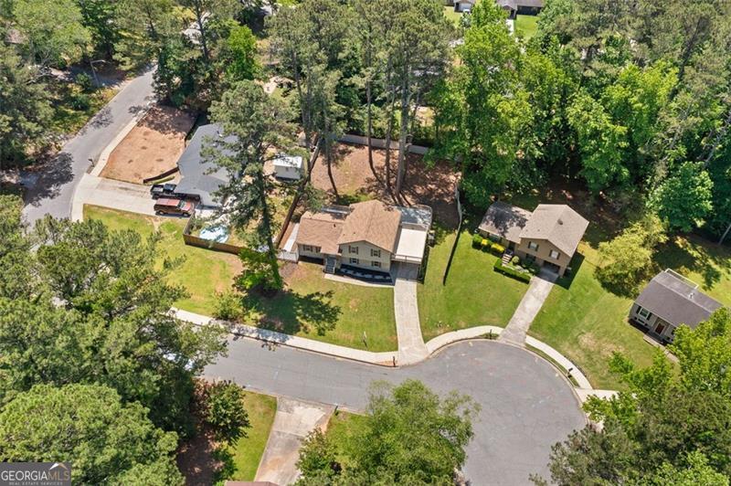 3050 WOODLAND DR