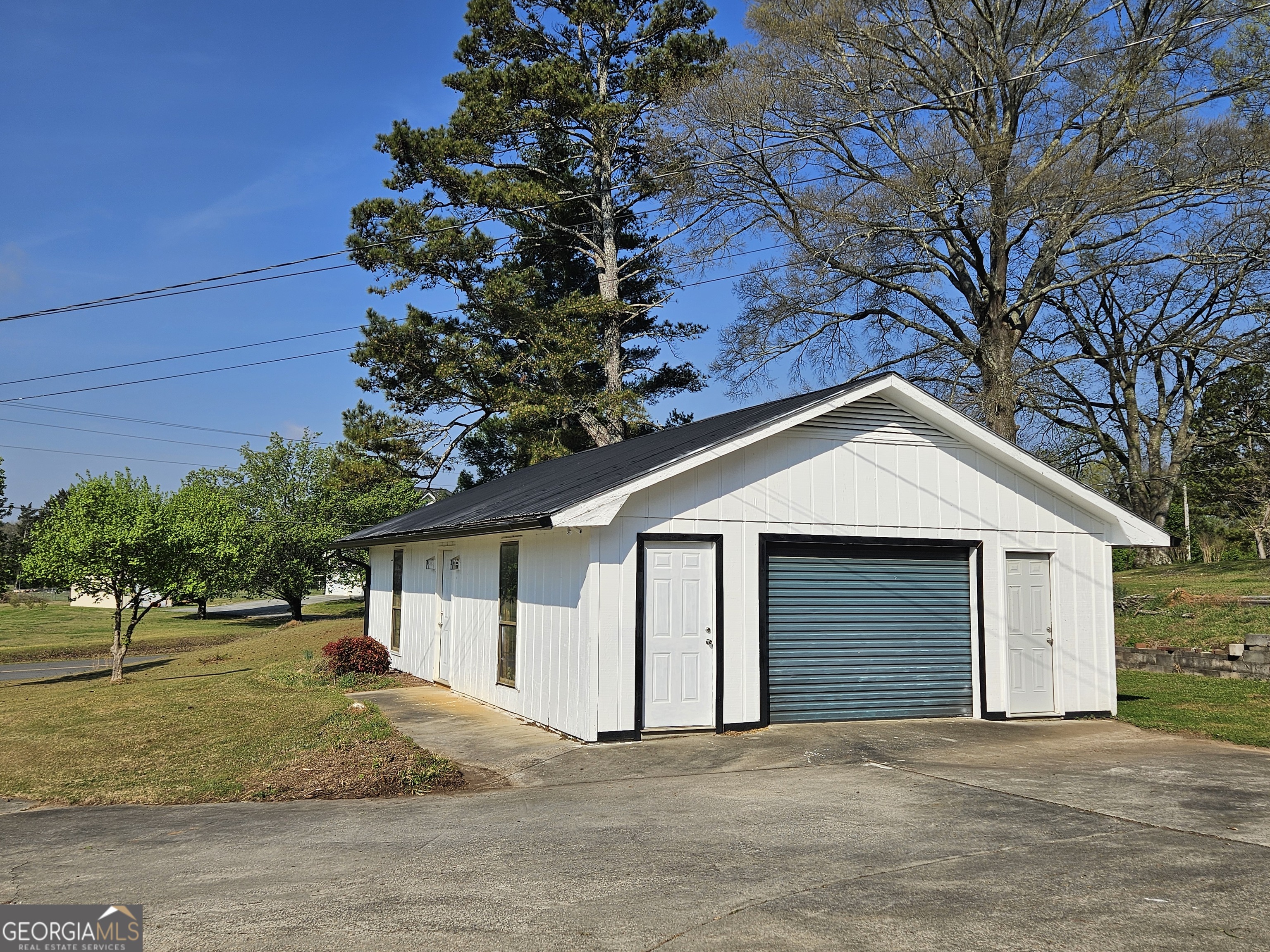 472 Haywood Valley RD