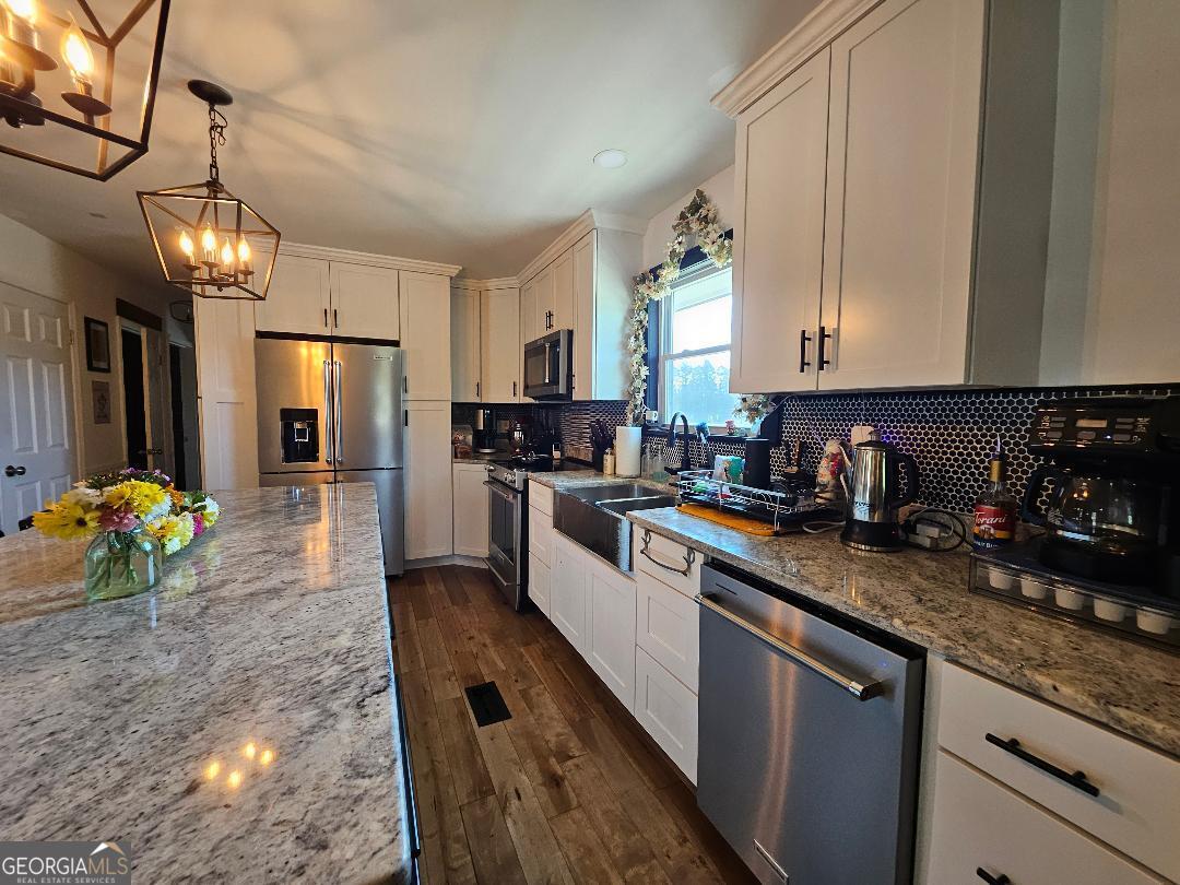 472 Haywood Valley RD