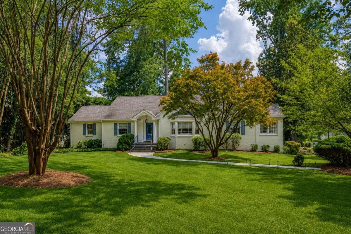 1250 Oakdale Road NE