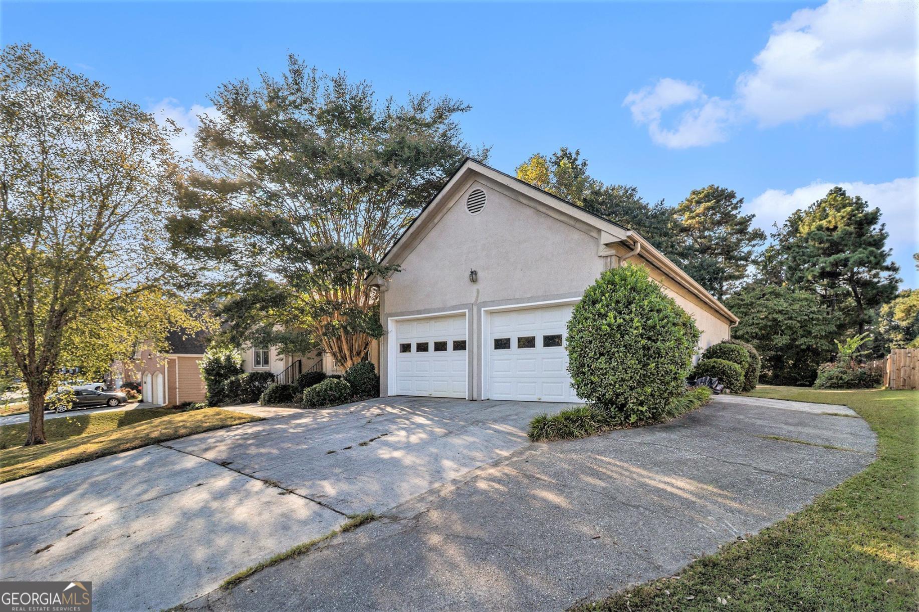 3710 Glen Ian DR