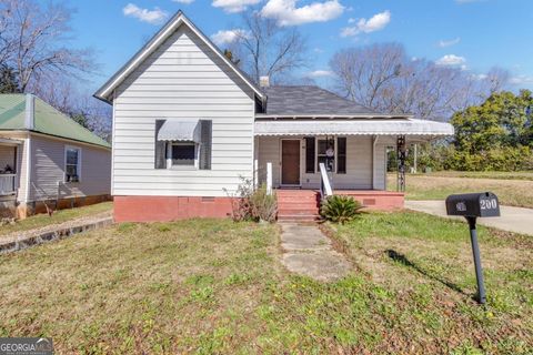 Photo of 200 Peachtree St, Lagrange, GA 30240 (MLS # 10673892)