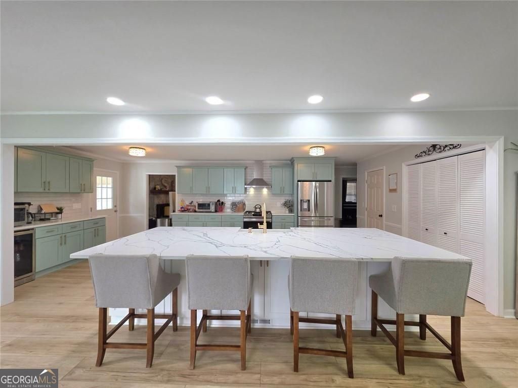 4235 Oakwood TRL