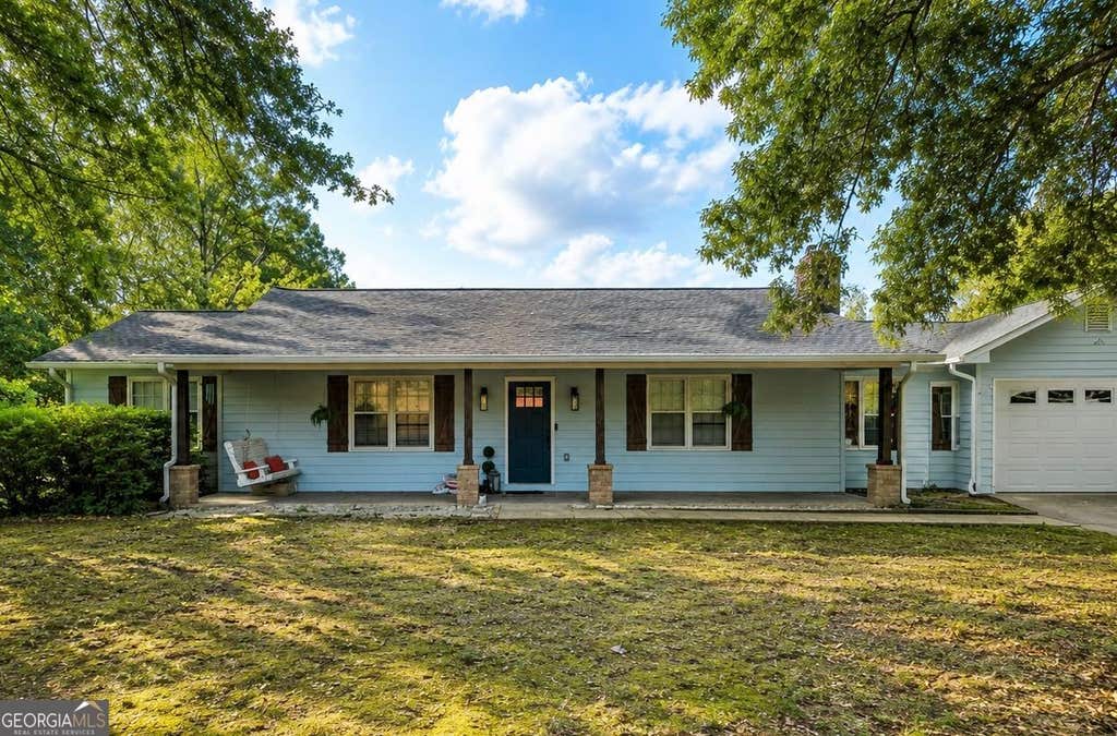 Photo of 4235 Oakwood Trail, Cumming, GA 30040 (MLS # 10782366)