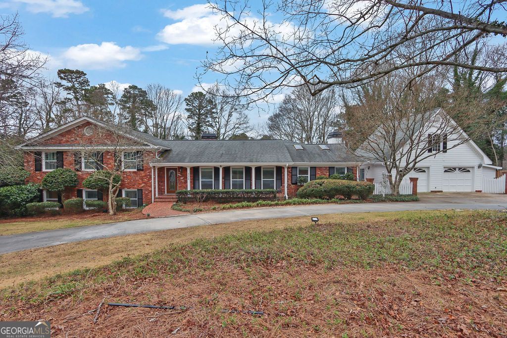 Photo of 326 Fayette Drive, Winder, GA 30680 (MLS # 10668484)