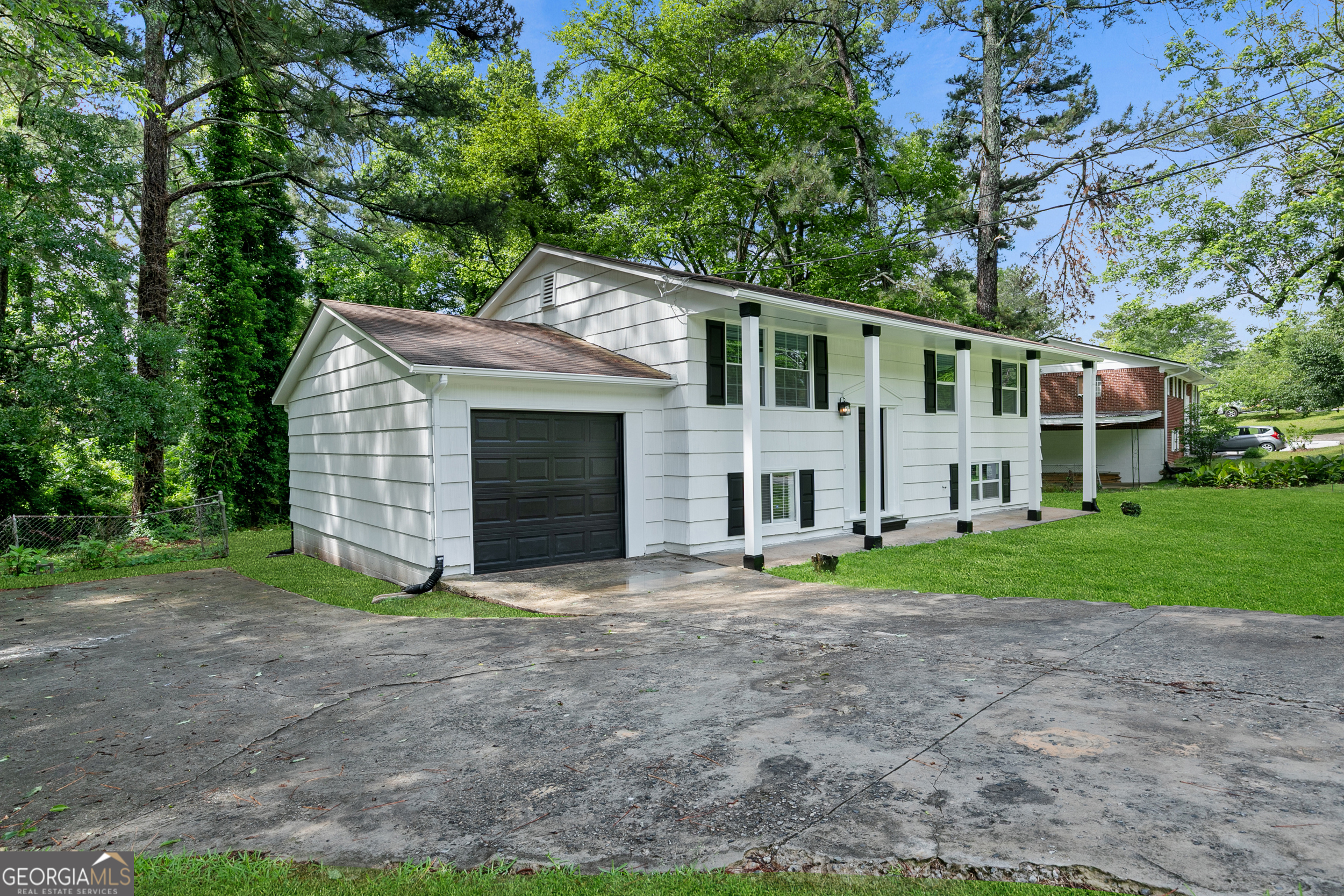 1386 PINEGLEN DR