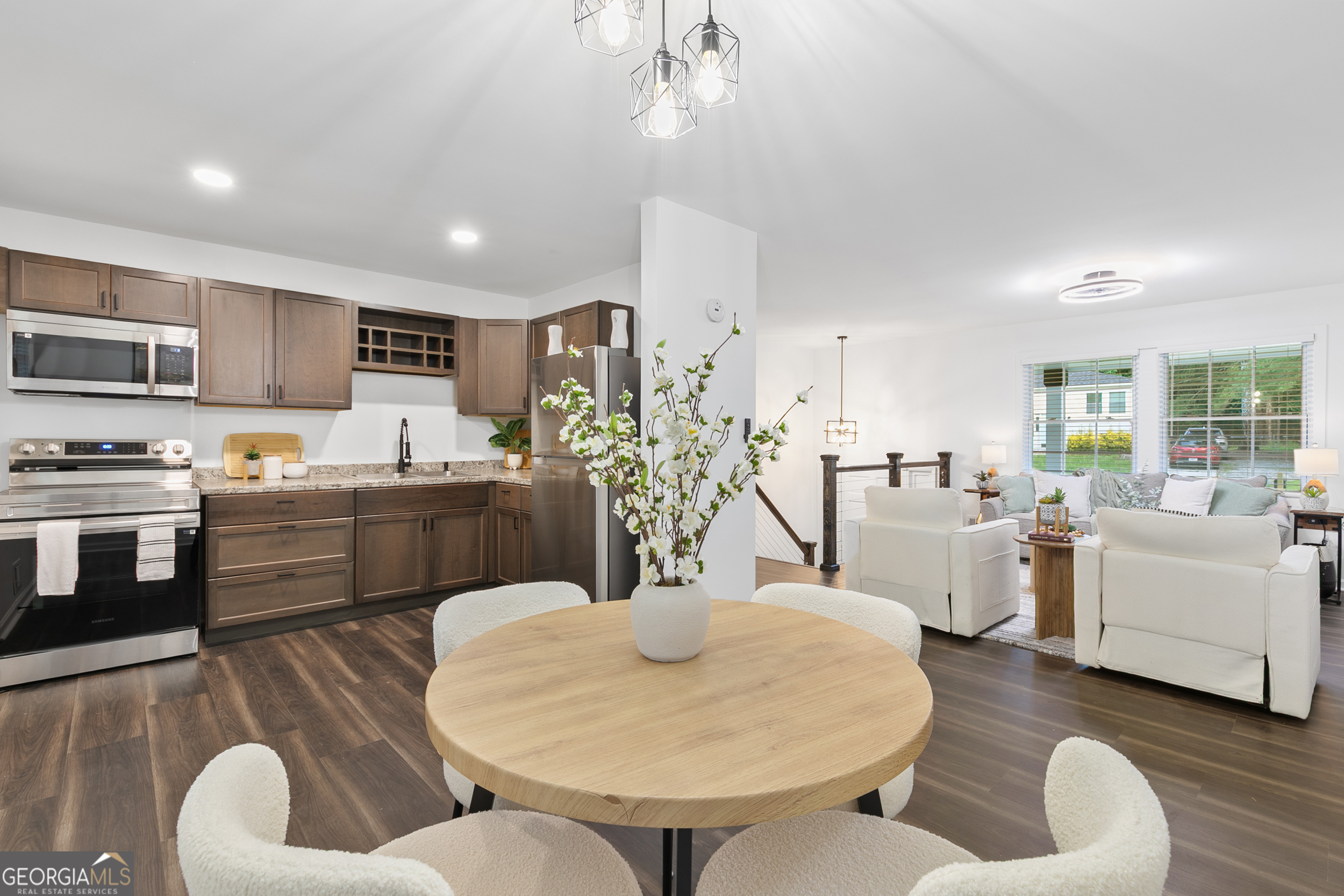 1386 PINEGLEN DR